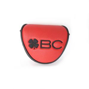 bc0mrb0041-red-black-housse-de-protection-tete-de-maillet-black-clover-eagle-red-black-tu